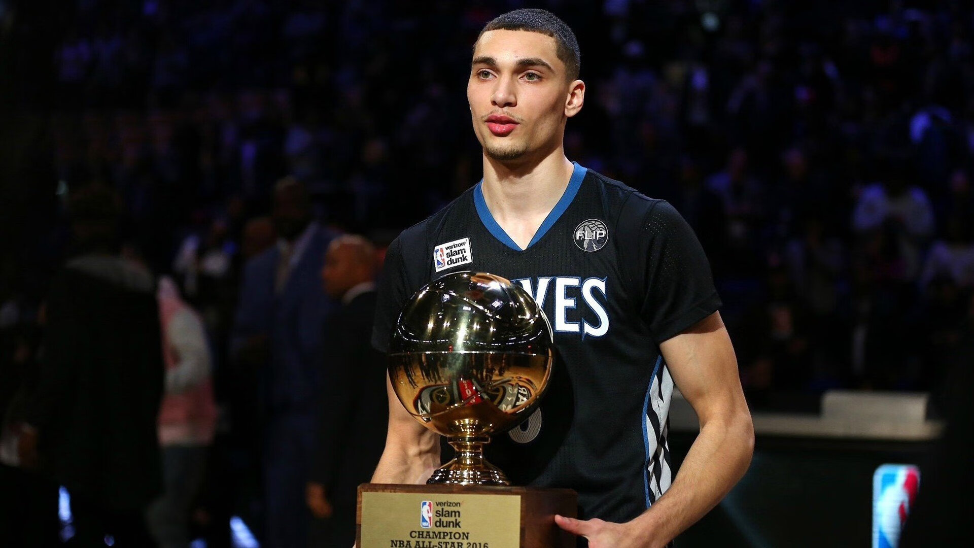 米切尔爆发,公牛正面击溃广厦队,一场定义赛季的胜利